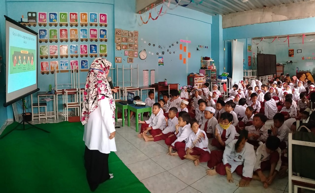 Sosialisasi Pencegahan Virus COVID-19 di SDIT Alif Smart Surakarta