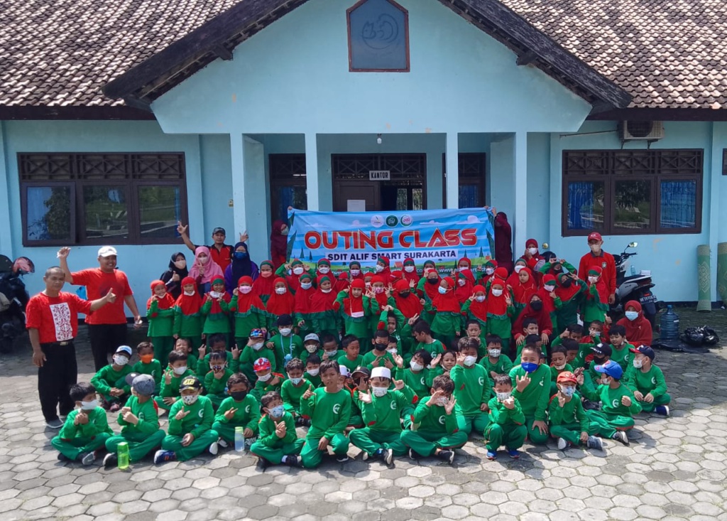 Outing Class SDIT Alif Smart Surakarta