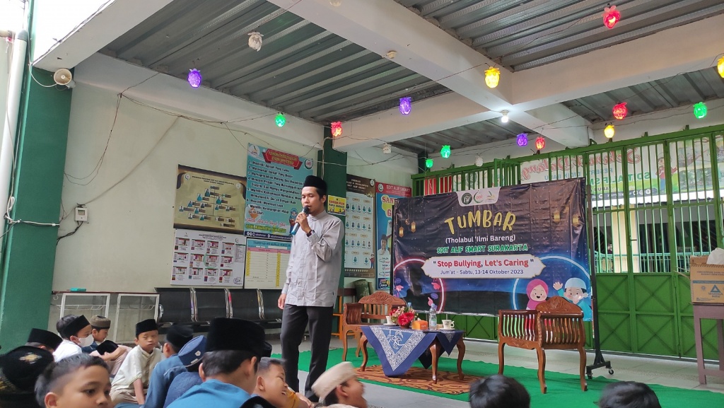 TUMBAR (Tholabul Ilmi Bareng) SDIT ALIF SMART SURAKARTA